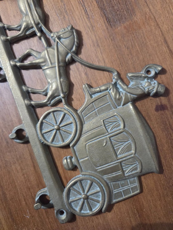 Appendiabiti da parete con cavallo e carrozza, color ottone, Circle M, Metallo, Dorato, Vintage (foto 3 di 5)