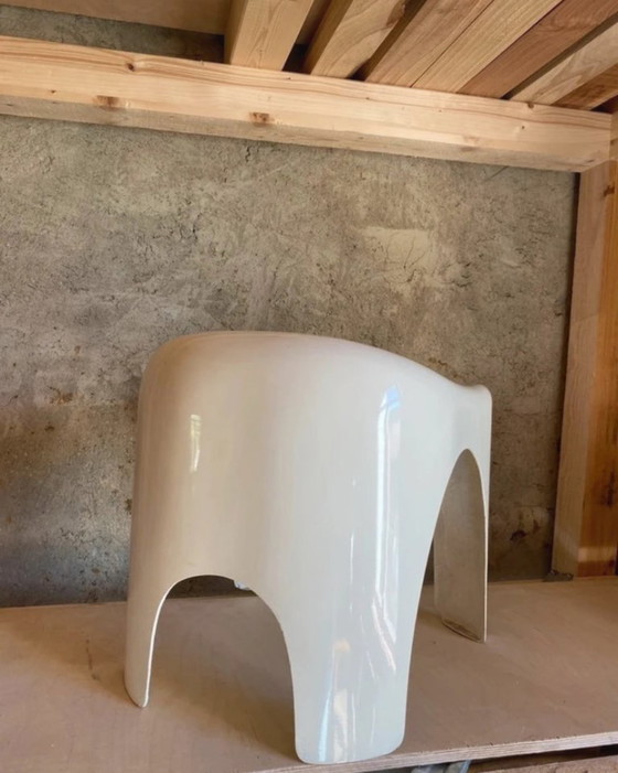 Fiberglass Seat 60s – Stools, Polyester (photo 5 of 9)