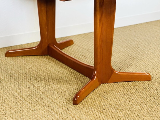 Image 1 of Table de salle à manger vintage ovale à rallonge en teck par G-Plan, 1960