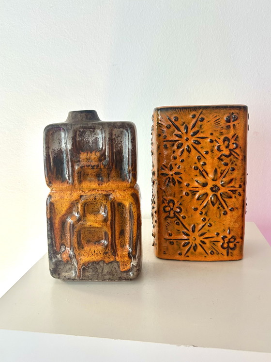 Image 1 of A pair of vases from East and West German ceramic history – East German Pottery meets West German Pottery