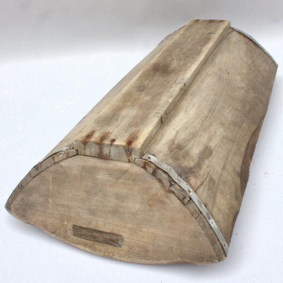 Image 1 of Grand pétrin ancien en bois, 77 cm, 30,31 pouces, bol à pain. Fabrication artisanale française.