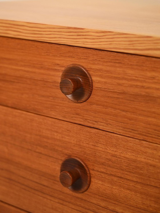 Image 1 of Deense ladekast van beuken- en teakhout van Børge Mogensen