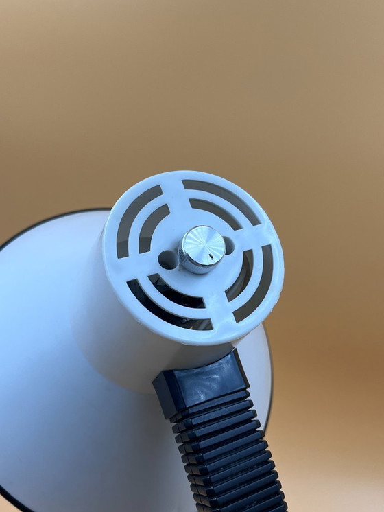 Image 1 of Duo de Lampes de bureau post-moderne « ONE STAND » – années 1980