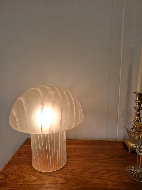 Image 1 of Vintage mushroom table lamp marbled glass