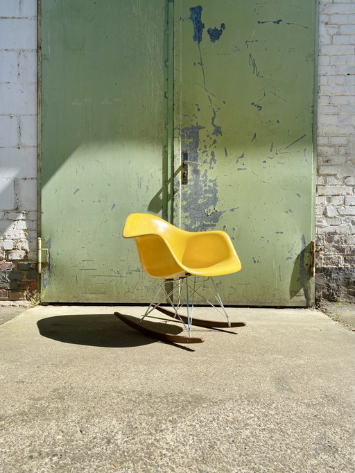 CHARLES EAMES | Fehlbaum per. armchair canary yellow vitra miller