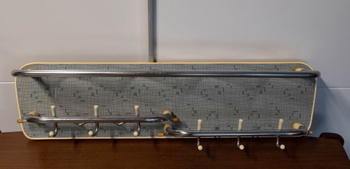 Vintage-Garderobe mit schönem Designhintergrund