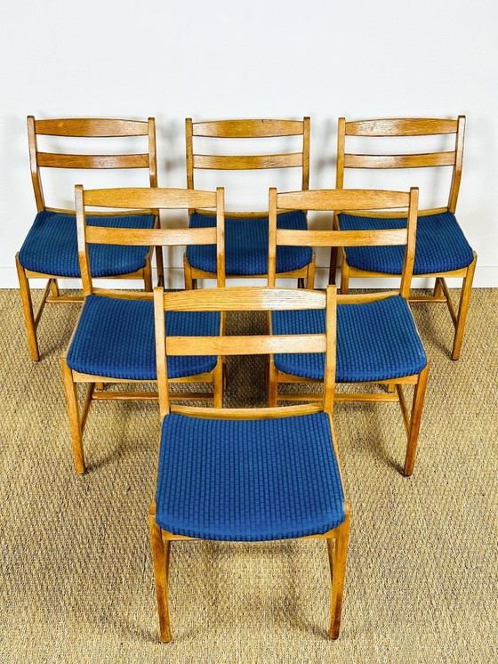 Image 1 of Set di 6 sedie da pranzo vintage in rovere e tessuto blu, 1960