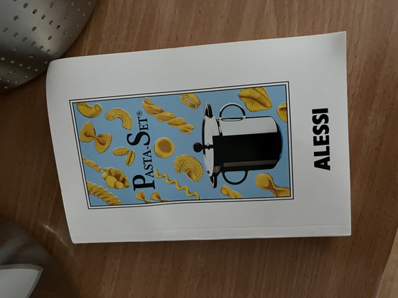 Marmite à pâtes Alessi avec passoire intégrée – Accessoires de cuisine, Plastique, rvs (photo 7 of 9)