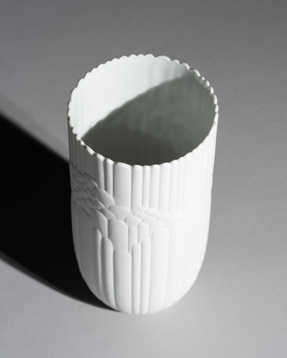 Image 1 of Rosenthal Anemone Porseleinen Trio Grote Vazen met Doos met Deksel van Rosemonde Nairac