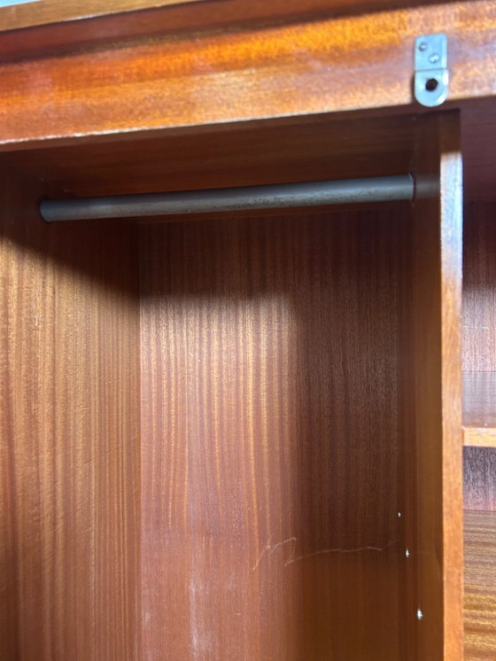 Image 1 of Armoire en teck vintage rétro du milieu du siècle par G Plan (E. Gomme) – Gamme Librenza, années 1950 Un exemple étonnant et rar