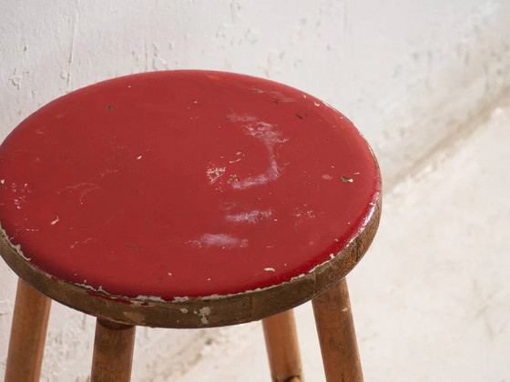 Antieke houten kruk met ronde zitting – Centraal-Europa, circa 1950 – Krukjes, Wood, Rustic (photo 3 of 6)