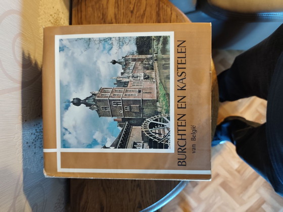 Vintage 10-piece book set castles and fortresses, Artis-Historia, Coffee table books, Paper, Beige (photo 12 of 14)