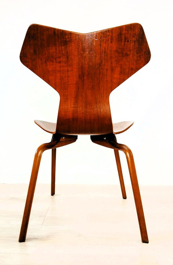 Image 1 of Arne Jacobson for Fritz Hansen - Grand Prix Chair FH 4130