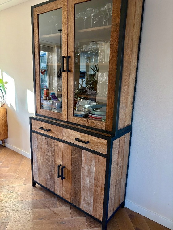 Image 1 of Vetrina industriale in legno