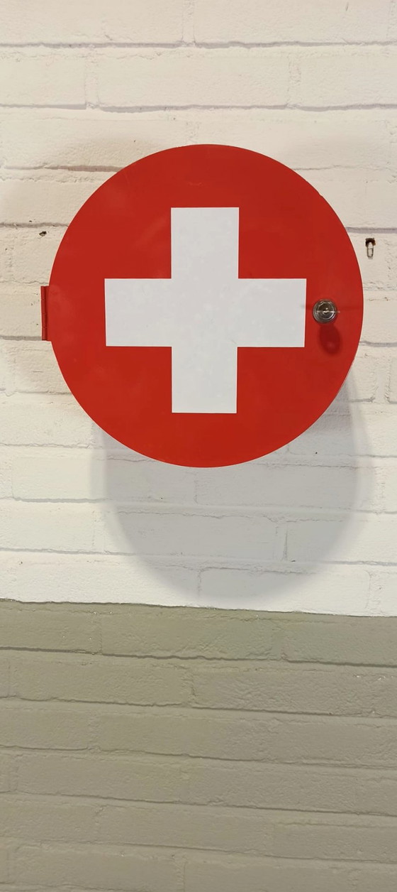 Image 1 of Metal Medicine Cabinet 