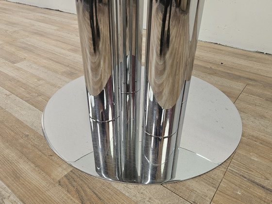 Image 1 of Table en métal vintage avec plateau en verre rond