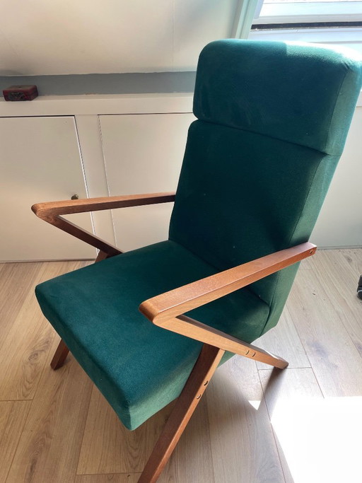 Poltrona lounge Retrostar verde Sternzeit Design della linea Velvet