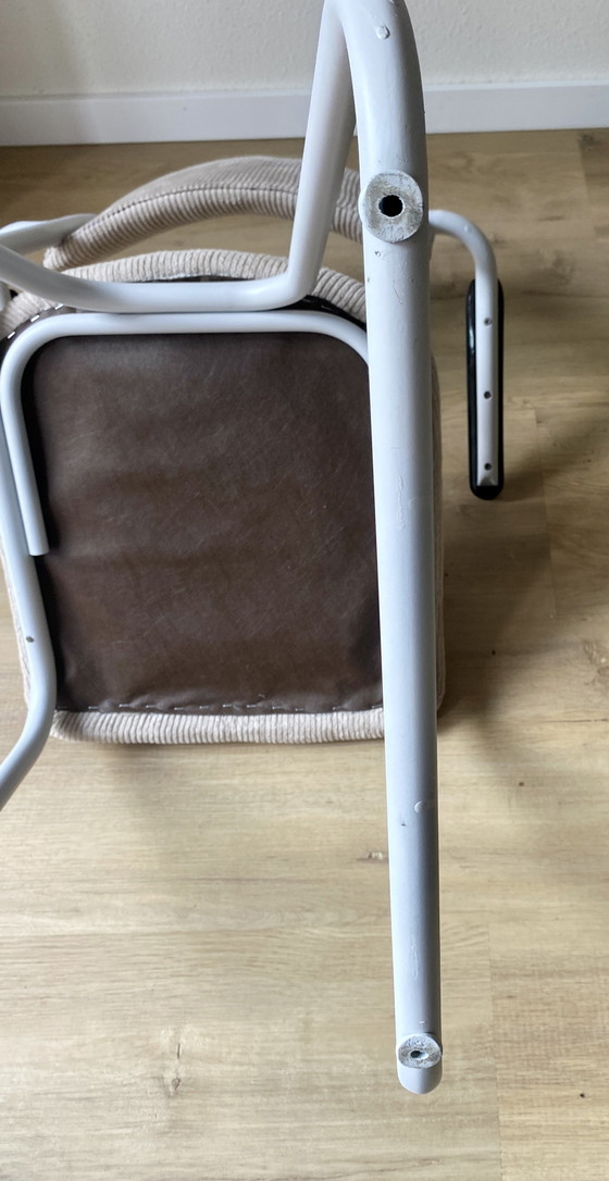 Ahrend De Cirkel Telaio Tubolare - Sedia a Slitta – Riciclata – Tessuto a Coste – Design Olandese Vintage (photo 12 of 15)