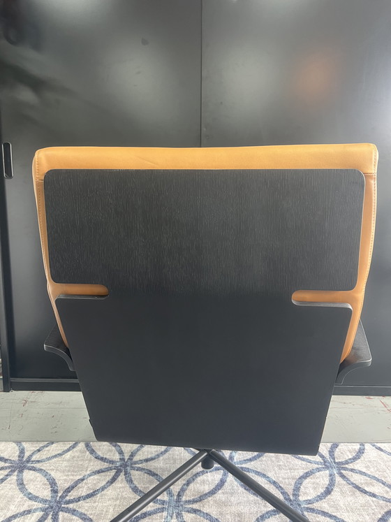 Image 1 of HarvinkDeKaap armchair - Cognac Leather