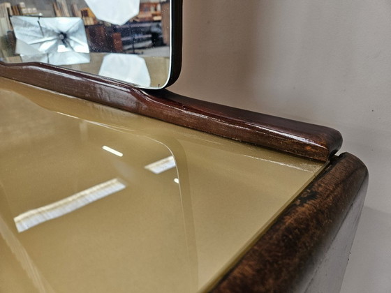 Tocador de madera de raíz con espejo, Cómodas, Vidrio, Marrón, Mid Century Modern (foto 5 de 15)
