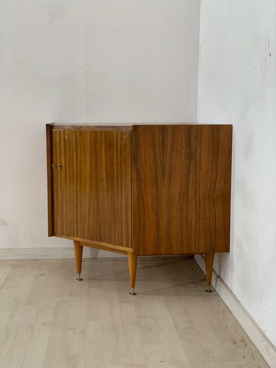 Image 1 of Cassettiera ad angolo vintage Cassettiera ad angolo