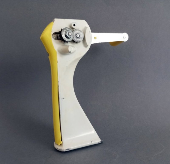 Image 1 of Siguard Bernadotte 2x 'Red Clara' apriscatole industriale Nils Johan 1970 Svezia