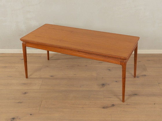 Couchtisch aus den 1960er Jahren – Couchtische, Wood (photo 11 of 12)