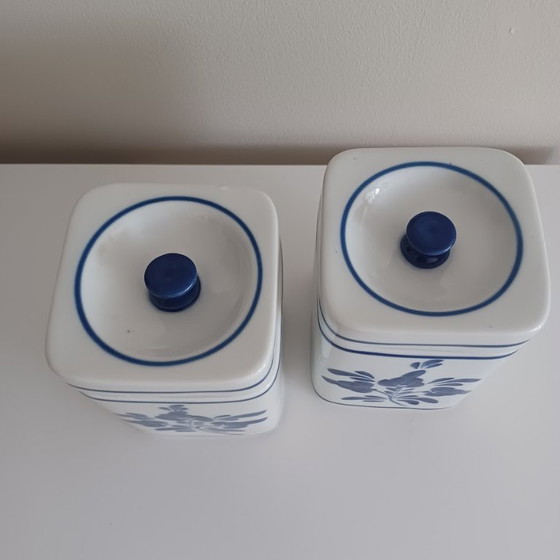 Image 1 of Viana Do Castelo. Portuguese ceramics. Hand-painted storage jars. 50-60 Blue/white.