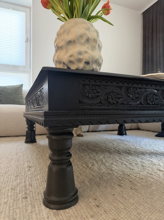 Image 1 of Tavolino da caffè artigianale in legno massello di sheesham - pezzo unico