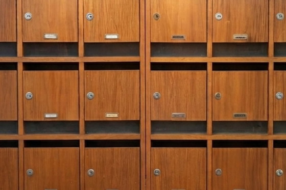 Image 1 of Twee vintage brievenbussen uit de jaren 70 – inclusief restauratie.