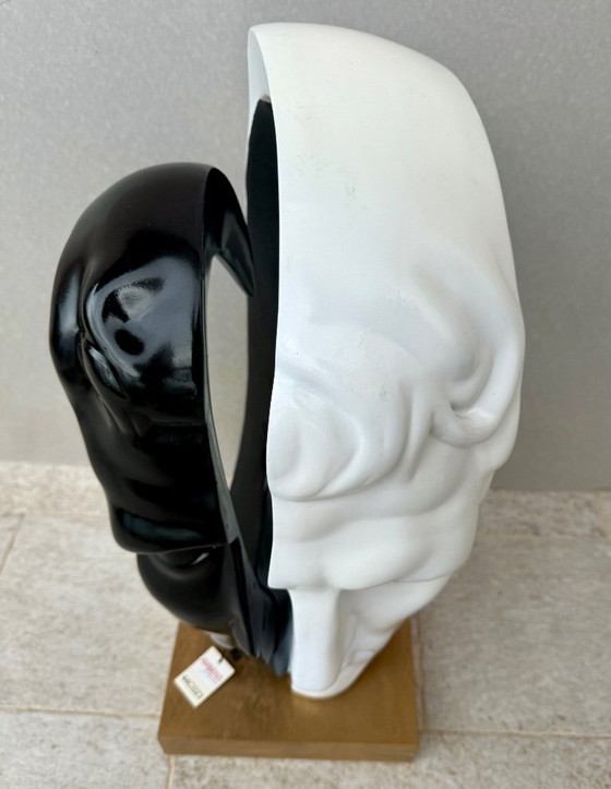 Image 1 of Modern Head Bust Statue Glamorous Environments Head Sculpture Man White