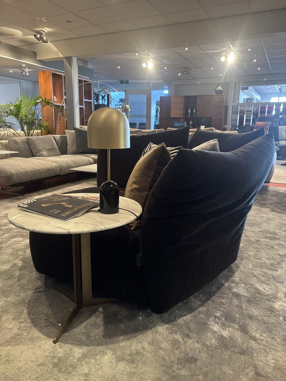 Image 1 of Edra Standard Island 154x154cm Fabric S 7050 LP € 10,500