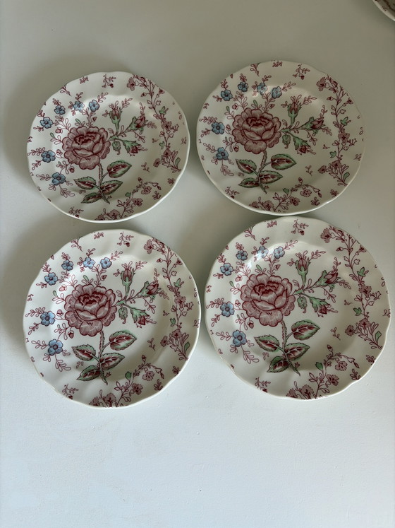 Image 1 of Johnson Brothers Rose Chintz Teeservice