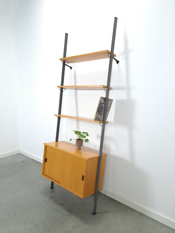 Image 1 of Sistema de pared modular LP de Olof Pira, Suecia