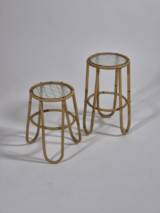 Vintage bloemenkrukje van bamboe uit het midden van de vorige eeuw met bloemenstandaard van ijsglas. – zuil, Bamboo