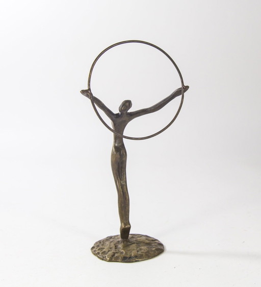 Bronze statue | ballerina with hoop