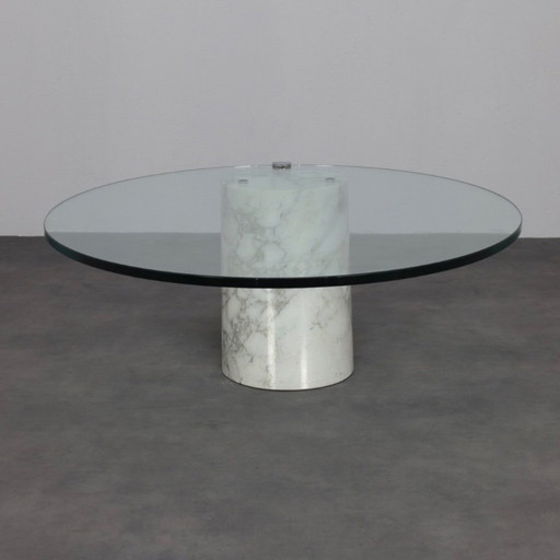 Table basse ovale en marbre de Carrare et verre par Ronald Schmitt, Allemagne, années 1970