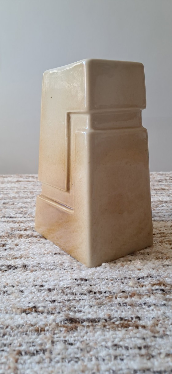 Modernist style ceramic Vase made in France, Beige (photo 2 of 7)