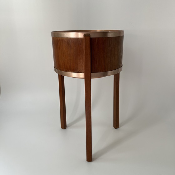 Image 1 of Porte-plante scandinave vintage en teck et cuivre, Suède, années 60
