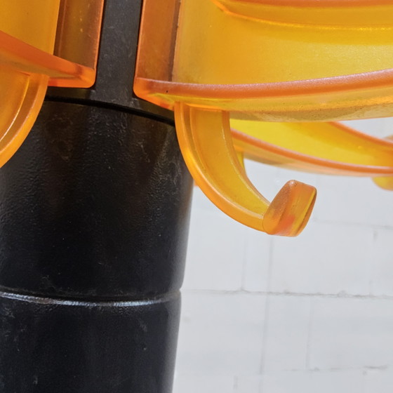 Image 1 of Vintage Space Age Oranje Itiliaanse design stijl Kunststof Kapstok (jaren 70/70s)  roterend