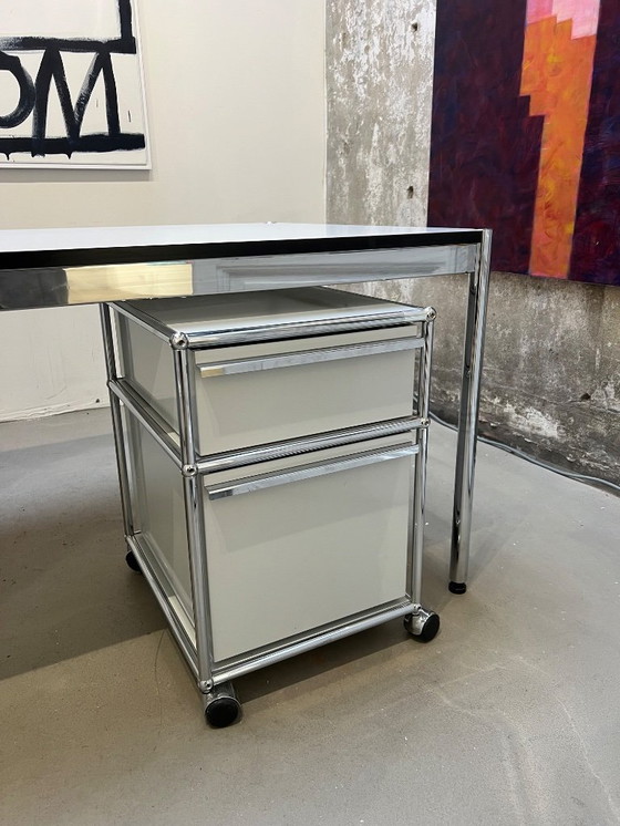 Image 1 of USM Haller designbureau met archiefkast