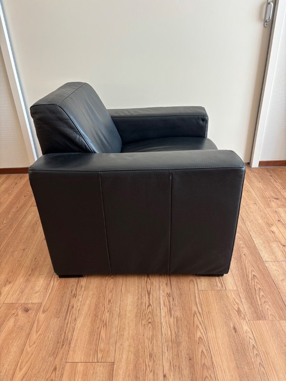 Leather Armchair in Good Condition (photo 4 of 5)
