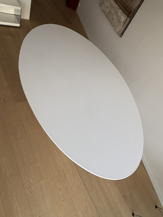 Knoll 174TO Saarinen Table - 78" Oval – Dining tables, Plastic, Aluminium (photo 2 of 11)