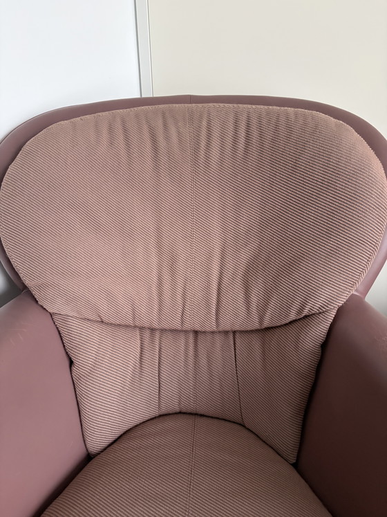 Image 1 of Fauteuil Leolux Excalibur avec pouf
