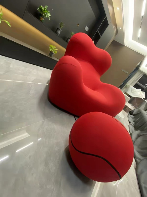 Image 1 of "UP5" Fauteuil & Voetenbank - Iconisch Design
Gaetano Pesce - Con Edition