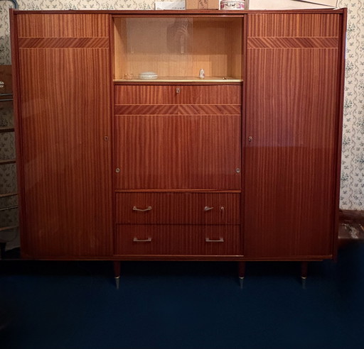 Vintage secretair bureau, jaren 50/60, in reconstructiestijl.