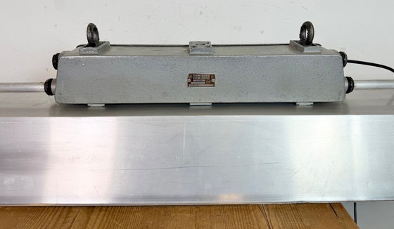 Image 1 of Industriële grijze buislamp van Elektrosvit, jaren 70