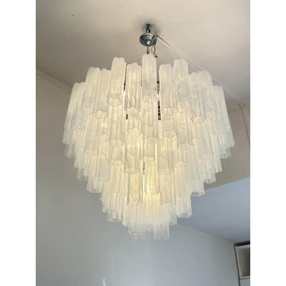 Image 1 of Luxe, grote Venetiaanse kroonluchter van wit alabastro Murano glas (Tronchi) van Simoeng