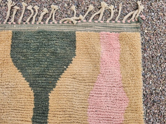 Image 1 of Alfombra tradicional marroquí de 200 cm x 300 cm.