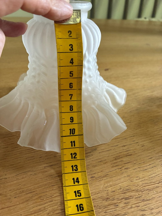 2 Lampenschirme aus mattiertem Glas für Pendelleuchten (photo 10 of 11)